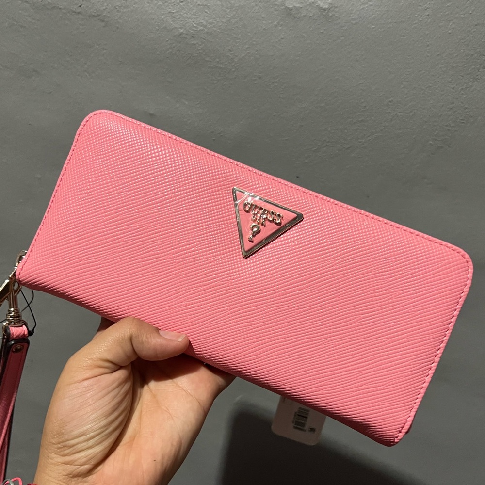 New wallet GUESS!! ❤️❤️❤️